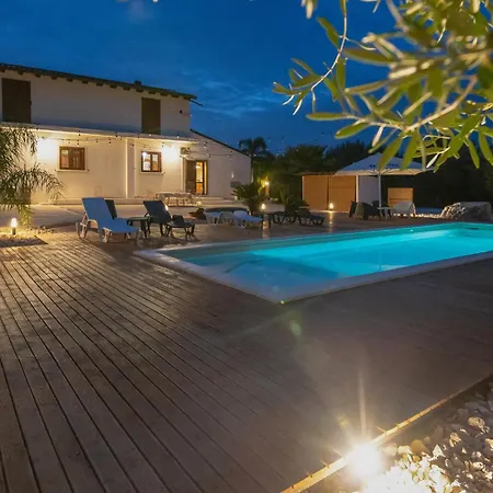 Holiday home Gorgeous In